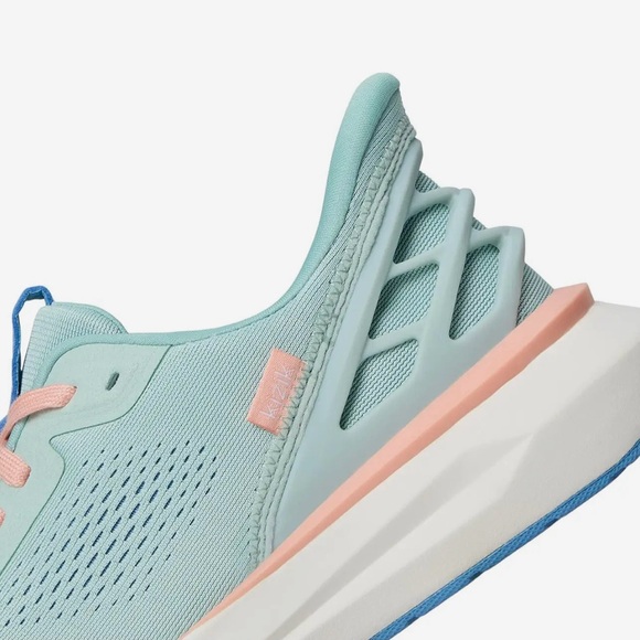 Kizik Athens 2 Athletic Shoes New - Picture 3 of 11